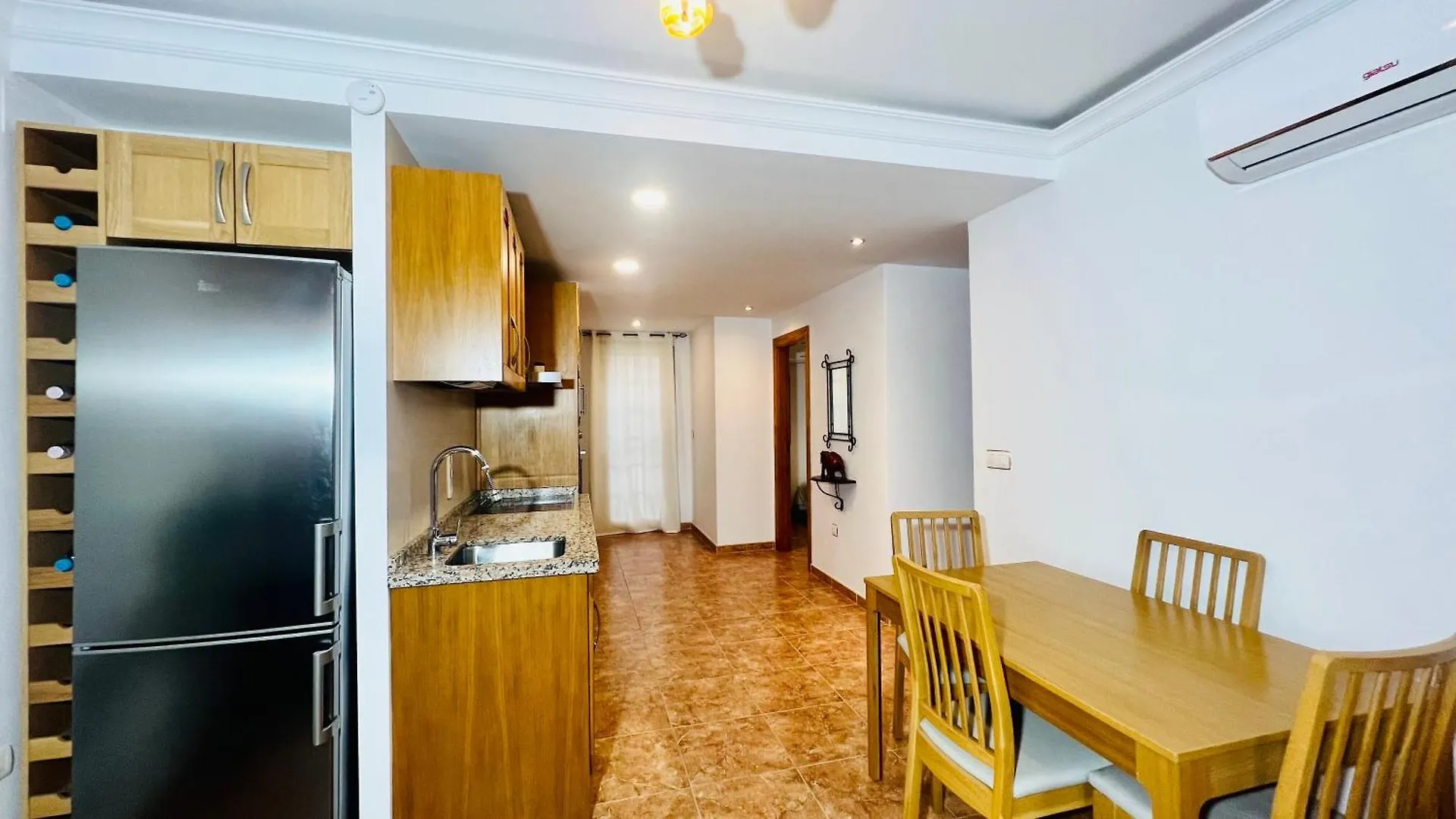 Apartamento Burriana En El Centro De Nerja - South Costa مالقة